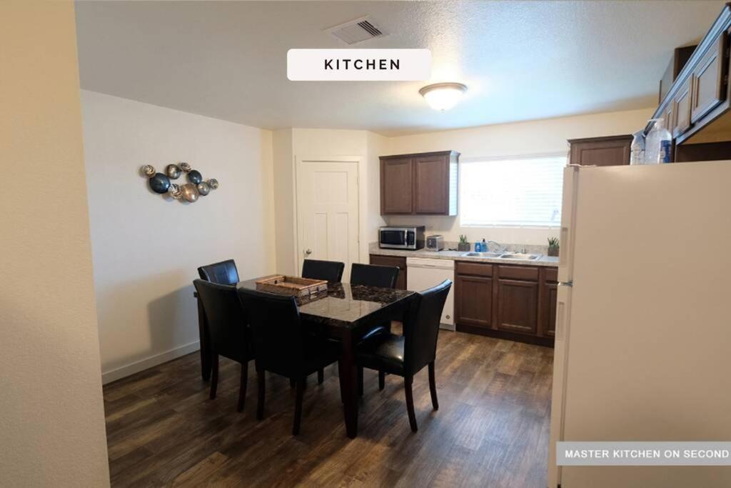 3 Story, 3 Bdrm, 4 Beds, 2 Bath, North Houston, Iah - 10B Villa Екстериор снимка